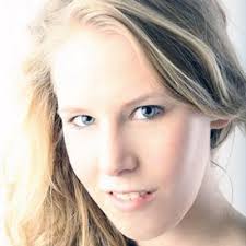 Amy Eccleston (@amyeccleston91)