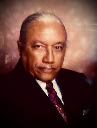 Carrie Hudson's Instagram, Twitter & Facebook