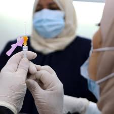 في االبداية كان متوقع أنه سيحتاج من سنتين إلى ثلاثة لكن الآن متوقع أن يكون متواجد في الأسواق مع. Ø§Ù„ÙƒÙˆÙŠØª ØªØ¨Ø¯Ø£ Ø­Ù…Ù„Ø© ØªØ·Ø¹ÙŠÙ… Ø¶Ø¯ ÙˆØ¨Ø§Ø¡ ÙƒÙˆØ±ÙˆÙ†Ø§ Ø¨Ø§Ø³ØªØ®Ø¯Ø§Ù… Ù„Ù‚Ø§Ø­ ÙØ§ÙŠØ²Ø± Ø¨Ø§ÙŠÙˆÙ†ØªÙŠÙƒ