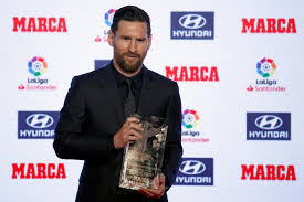 Sinto orgulho pelo villarreal, pelo presidente, pelo projeto, por representar a liga espanhola. Messi Recebe O Trofeu De Melhor Jogador Do Espanhol Na Ultima Temporada Futebol Espanhol Ge