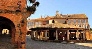 Auvillar Castelsarrasin Tarn Et Garonne Midi Pyrenees France France Destinations France Explore France