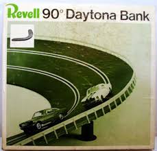 Box Art For The Revell 90 Degree Daytona Banked Curve Slot Car Racing Revell Slot Cars