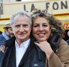 He is best known for his part in the french television series le petit rapporteur. Le Telegramme Dinard Dinard Comedy Rencontre Avec Marianne James Et Daniel Prevost