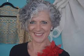 Aurora Ramos, seguramente much@s ya conocéis a esta empresaria madrileña  que nos regala cosas tan hermosas a nuestros ojos. Hoy queremos conocerla  un poco más y que nos cuente como se ha