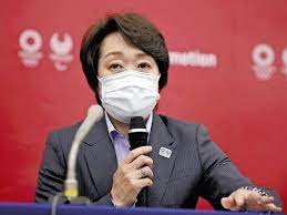 バッハとの関係は無関係というは、やっぱりな・・・ということですが、 若い頃のバッハ会長の画像は衝撃的 でした。 実にイケメンです。 バッハ会長の経歴も調べてみるとなかなか凄いお方ですので合わせてチェックしてくださいっ! Tn8hn1xlptt6m