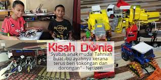 Cipta kad tersuai dengan cepat menggunakan pembuat kad percuma canva. Kreatif Cipta Kenderaan Guna Kotak Sellotape 2 Beradik Ini Curi Tumpuan Kisah Dunia