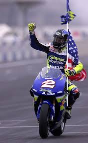 1 12 Suzuki Rgv Gamma Motogp 2000 World Champion Kenny In 2020 Racing Bikes Kenny Roberts Bike Racers