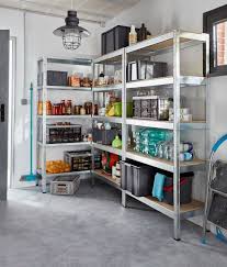 Reorganisez Les Rangements Dans Votre Cellier Votre Garage Ou Votre Cave Avec Ces Etageres En Acier Galvanise Et Pla Rangement Cave Buanderie Meuble Buanderie