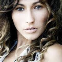 Priscilla Heim's Instagram, Twitter & Facebook