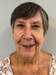 Karen Corner's Instagram, Twitter & Facebook