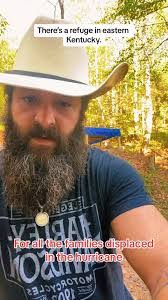 Kara Rice's Instagram, Twitter & Facebook