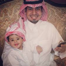 وكان محمود عبد العزيز قد أصيب بسرطان الفك وتدهورت حالته الصحية ودخل في غيبوبة طويلة بإحدى المستشفيات الخاصة. Ø¹Ø¨Ø¯ Ø§Ù„Ø¹Ø²ÙŠØ² Ø§Ù„Ø±Ø´ÙŠØ¯ÙŠ Aziiiz1404 Twitter