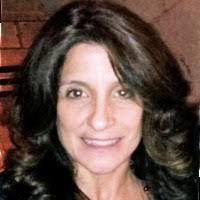 Diane Rosas's Instagram, Twitter & Facebook