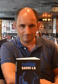 Prix du quai des orfèvres 2018 (french edition) by sylvain forge — not in english common knowledge. Nantes Sauve La L Histoire D Amour 2 0 De L Ecrivain Sylvain Forge Nantes Maville Com
