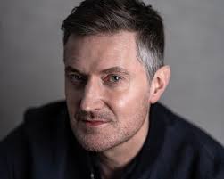 𝑹𝒊𝒄𝒉𝒂𝒓𝒅 𝑨𝒓𝒎𝒊𝒕𝒂𝒈𝒆