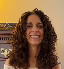 Tina Riccio's Instagram, Twitter & Facebook