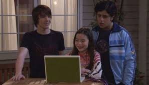 Welcome to the miranda cosgrove subreddit. Drake Josh Co Stars Miranda Cosgrove And Josh Peck Reunite
