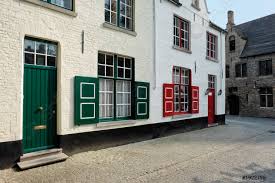 See traveler reviews, 7 candid photos, and great deals for haus bruegga, ranked #8 of 27 specialty lodging in brand and rated 4.5 of 5 at tripadvisor. Haus In Brugge Brugge Belgien Foto Vorratig Crushpixel