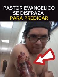 Pastor se disfraza para predicar
