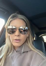 Natalie Elmore (@natechamps)