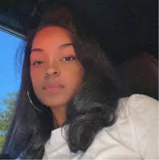 Carrie LeAndra Reeves