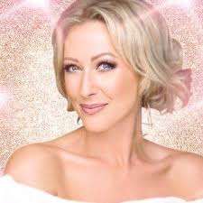 Faye Tozer
