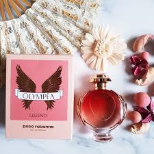 The main accords i get from it are the salt, vanilla, and jasmine. Paco Rabanne Olympea Legend Eau De Parfum 80ml