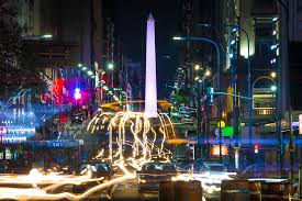 Admira su estructura al mismo tiempo que conoces la avenida 9 de julio. Historia Del Obelisco De Buenos Aires Argentear