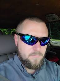 Just making sure the boarder is secure.