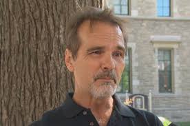 City leaders showing little will to move in