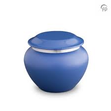 Unique, high quality and affordable urns based in uk. Hu 953 S Metal Pet Urn Small Funeral Products B V