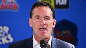AFL boss Andrew Dillon makes shocking admission that he committed one of  footy's biggest sins