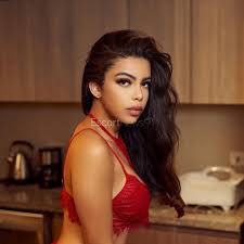 BRENDA: sexy escort girl from Panama City (Panama)