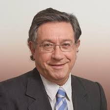 A autópsia ao corpo de António Couto dos Santos afastou o afogamento e o  ataque cardíaco como causas de morte. Foram pedidos exames complementares,  cujo resultado poderá demorar vários meses.