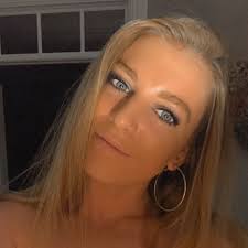 Stream Sierra Barton music