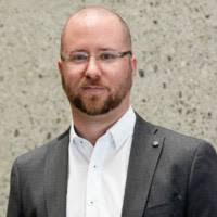 Daniel Ming's Instagram, Twitter & Facebook