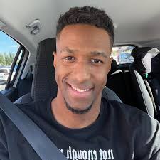 Profils Adel Bradley