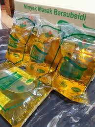 Selain itu juga telah ada beberapa jenama. Minyak Masak Keluaran Felda Jenama Slera Food Drinks Packaged Snacks On Carousell