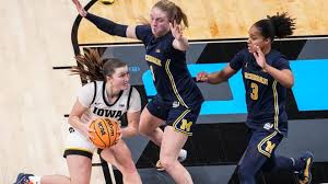 Iowa women's basketball vs Michigan score, recap from Hawkeyes win