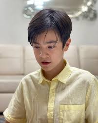 Logan Hildebrand's Instagram, Twitter & Facebook