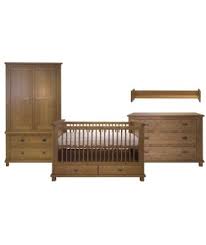 افضل الماركات الخاصه بملابس الاطفال