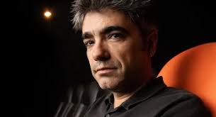 Ainda Temos a Imensidão da Noite :: "Queria me relacionar com a música, mas  mulheres são ensinadas a se relacionar com homens", diz Ayla Gresta