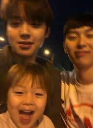 Is Anyone else amazed how Feng Wei looks like he's 35 but only 27?!...