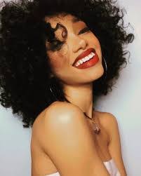 Michele Pryor's Instagram, Twitter & Facebook