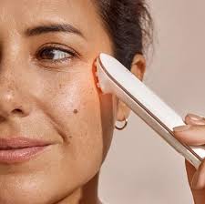 The 7 Best Radio Frequency Skin Devices for Tighter, Lifted Skin