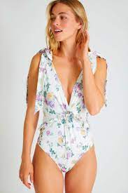 Best bathing suit for post baby body / best bikinis for a post baby body voda swim / asymmetric bathing suits are also a good choice. Best Postpartum Swimsuits 2021 Post Baby Bikinis For Stylish New Moms