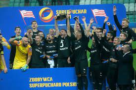 Okręgowe europuchary liga mistrzów liga europy liga konferencji europy liga młodzieżowa reprez. Wygra Legia Albo Rakow W Sobote Mecz O Superpuchar Polski To Pierwsze Trofeum Sezonu 2021 22 Gol24