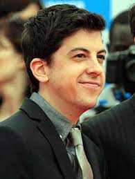 He is an actor and producer, known for superперцы (2007), пипец 2 (2013) and пипец (2010). Christopher Mintz Plasse Wikipedia