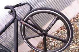 leader bike ピストバイク と サイクルシック