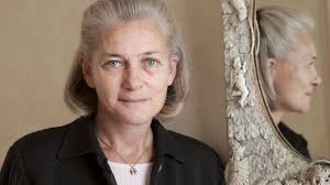 Avec benjamin stora , historien, spécialiste de l'algérie contemporaine et de l'immigration algérienne en france et par téléphone à 8h30 elisabeth badinter , qui apparaissent tous deux dans l'étude des. Elisabeth Badinter Privilege Blanc Racises C Est La Naissance D Un Nouveau Racisme L Express
